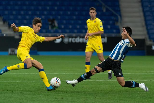 官方：曼城签下纽约城左后卫麦克法兰